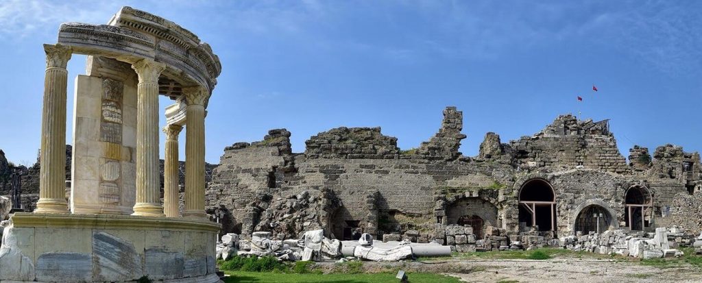 Antalya’da Nereler Gezilir? Antalya Turistik Yerler 2023