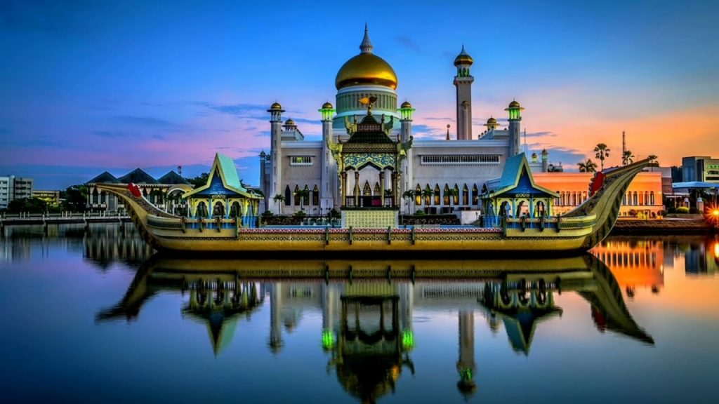 Altın Kubbelerin Ülkesi: Bruney Sultanlığı’nın Başkenti Bandar Seri Begavan Gezilecek Yerler